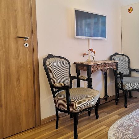 Fancy 1Bd Family Friendly In Historical Centre Διαμέρισμα Βουκουρέστι Εξωτερικό φωτογραφία