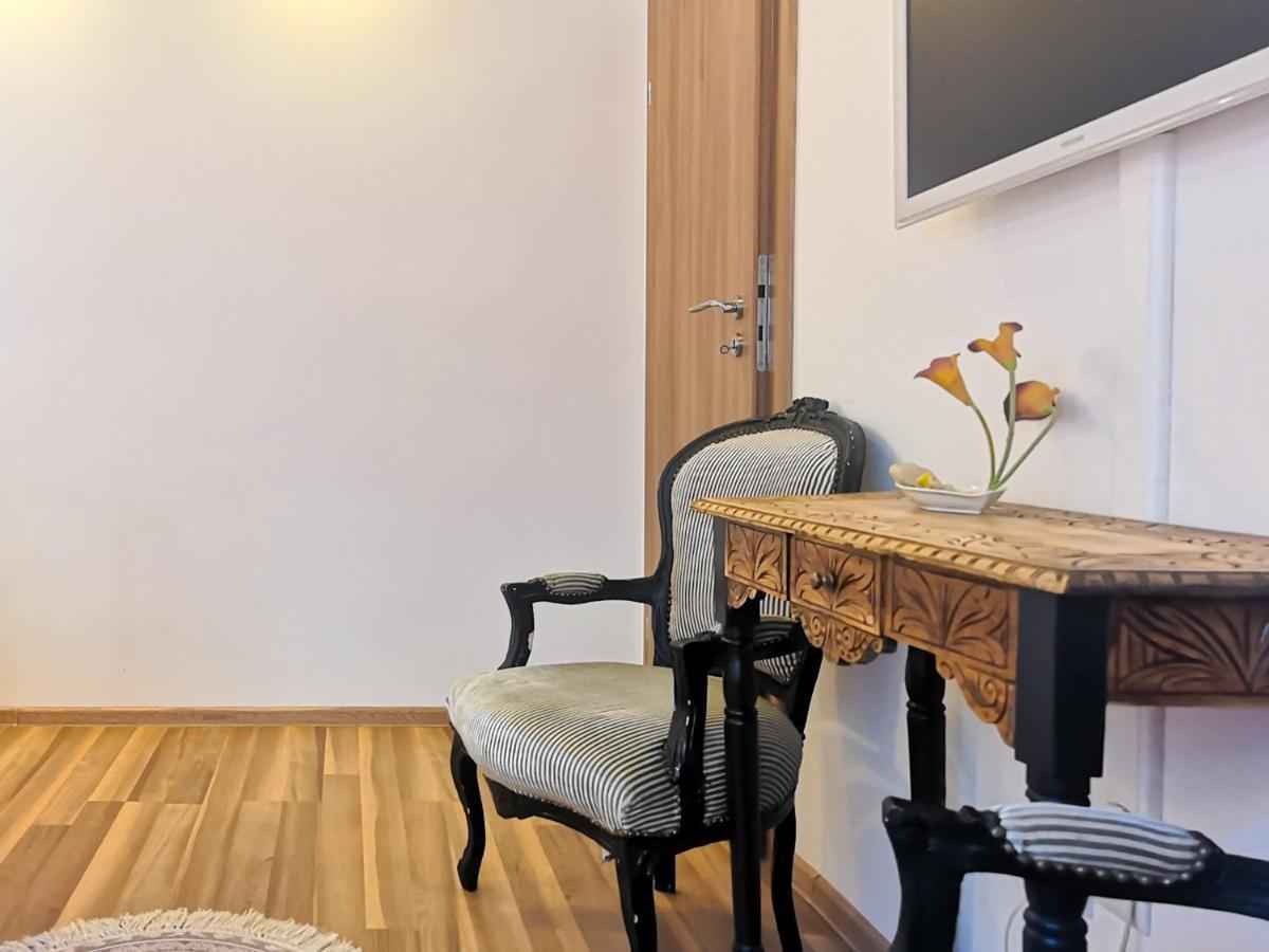 Fancy 1Bd Family Friendly In Historical Centre Διαμέρισμα Βουκουρέστι Εξωτερικό φωτογραφία