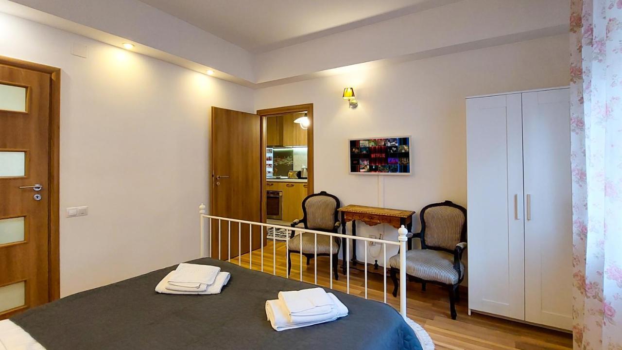 Fancy 1Bd Family Friendly In Historical Centre Διαμέρισμα Βουκουρέστι Εξωτερικό φωτογραφία