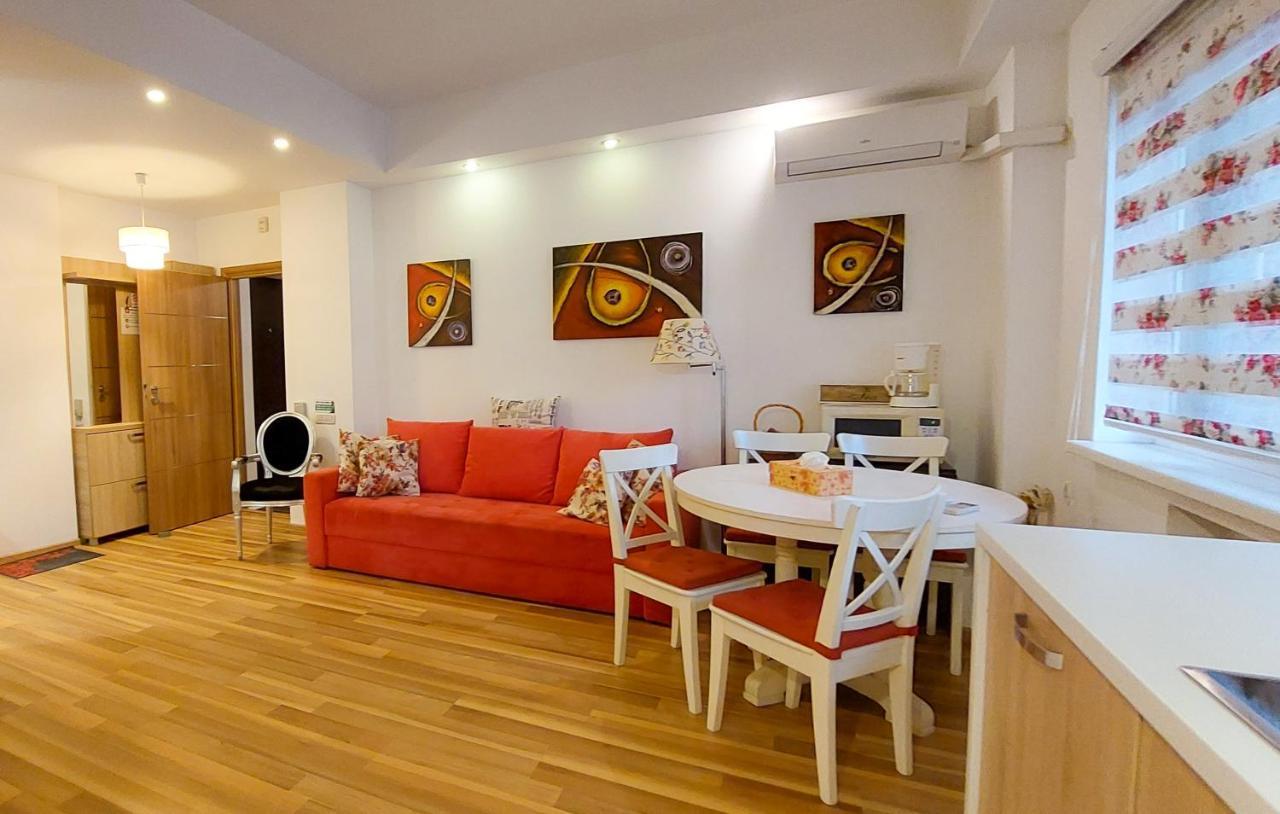 Fancy 1Bd Family Friendly In Historical Centre Διαμέρισμα Βουκουρέστι Εξωτερικό φωτογραφία