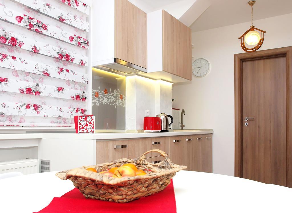 Fancy 1Bd Family Friendly In Historical Centre Διαμέρισμα Βουκουρέστι Εξωτερικό φωτογραφία
